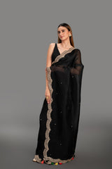 saree with stitched blouse 15
