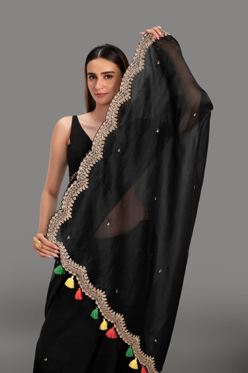 saree with stitched blouse 15